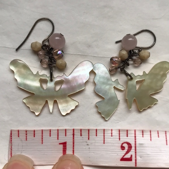 Mother of pearl & rose quartz butterfly earrings - Picture 8 of 8